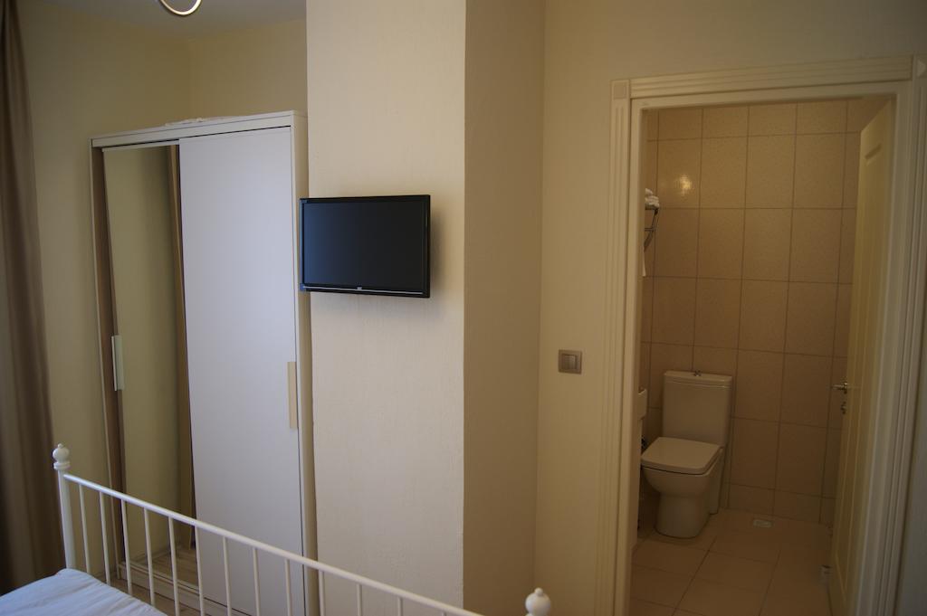 Ender Hotel (Adults Only) Ayvalik Room photo